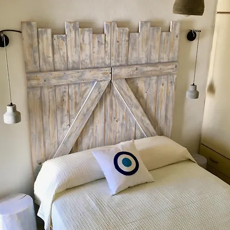 Cycladic House Naousa (Paros)
