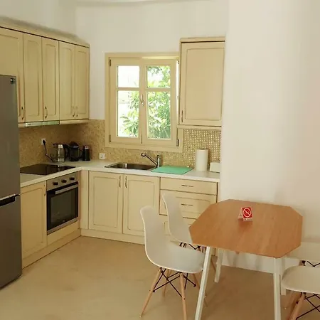 Cycladic House * Naousa (Paros)